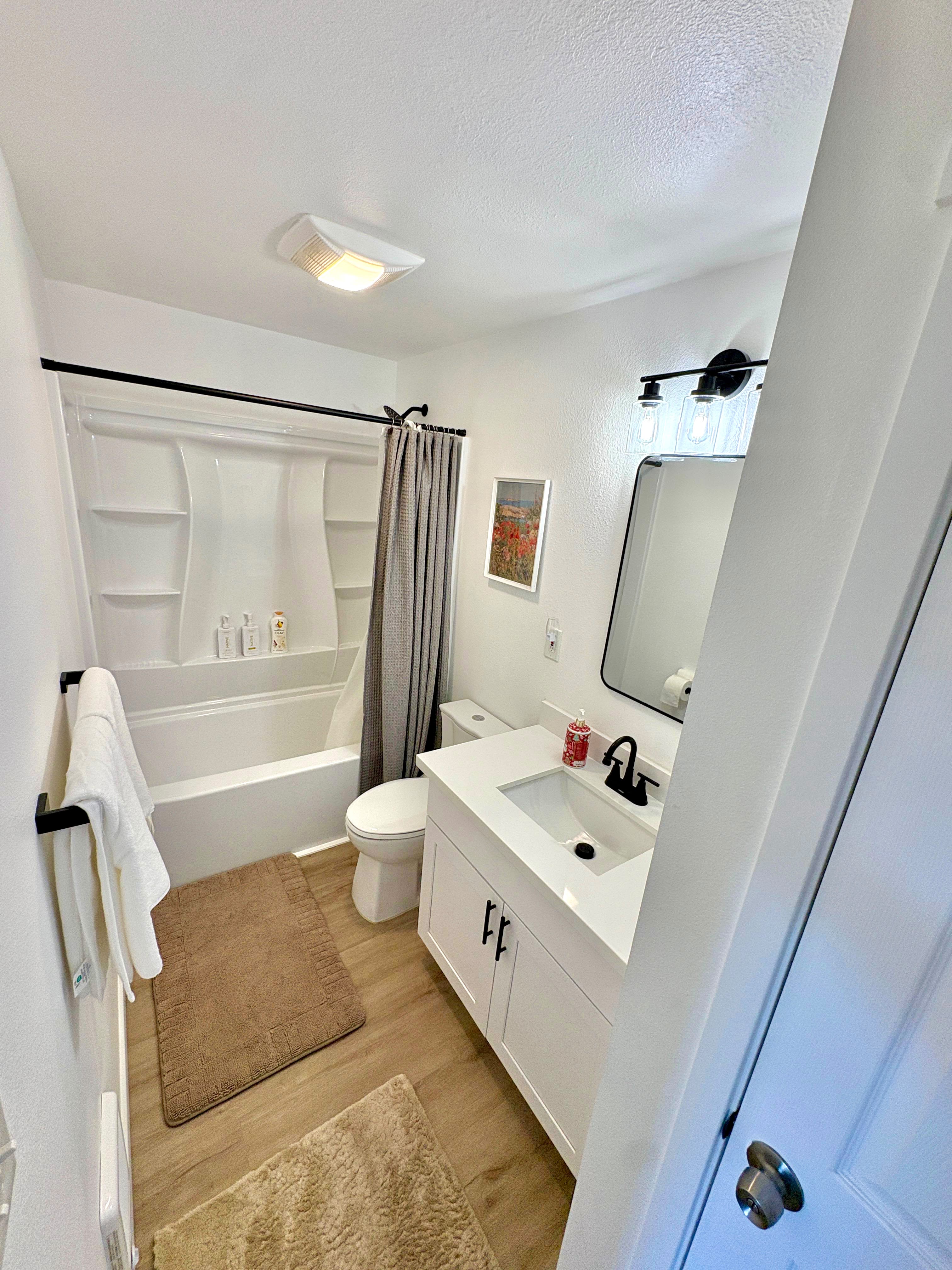 684 Dayton Ave NE — Left Unit — photo 12